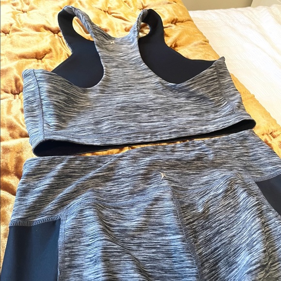 Express Core performance grey 2 piece set - Picture 7 of 11